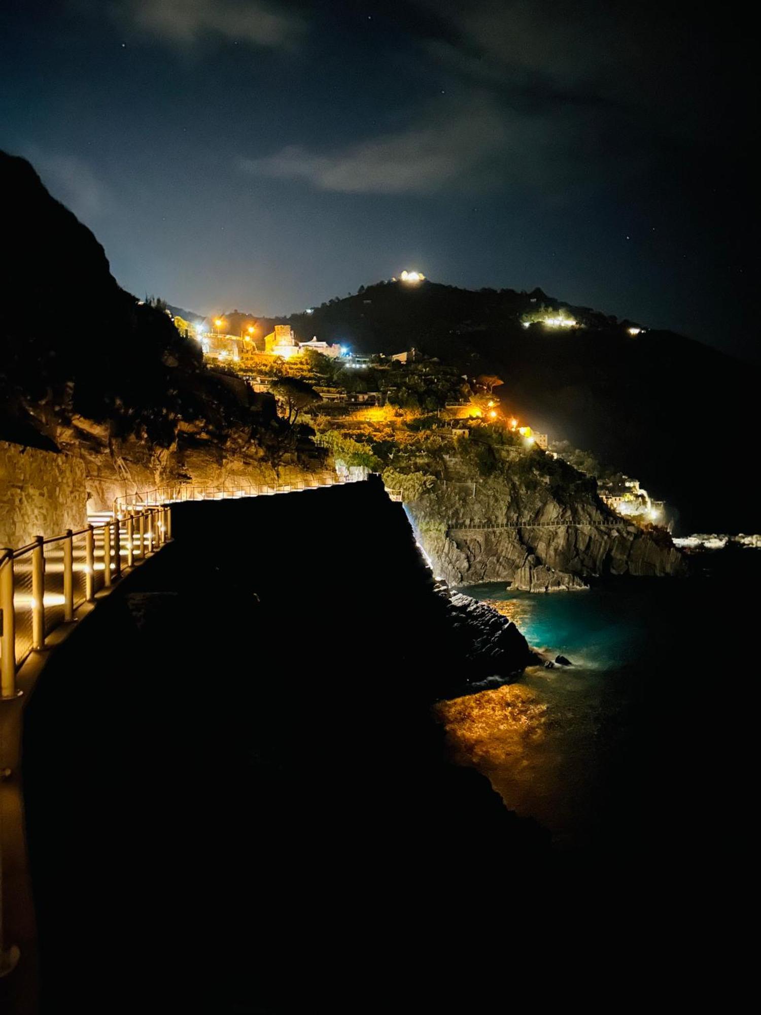 Hotel Al Castello 1 Riomaggiore Exterior foto